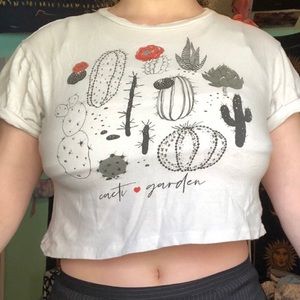 cute little cropped tshirt with succulent